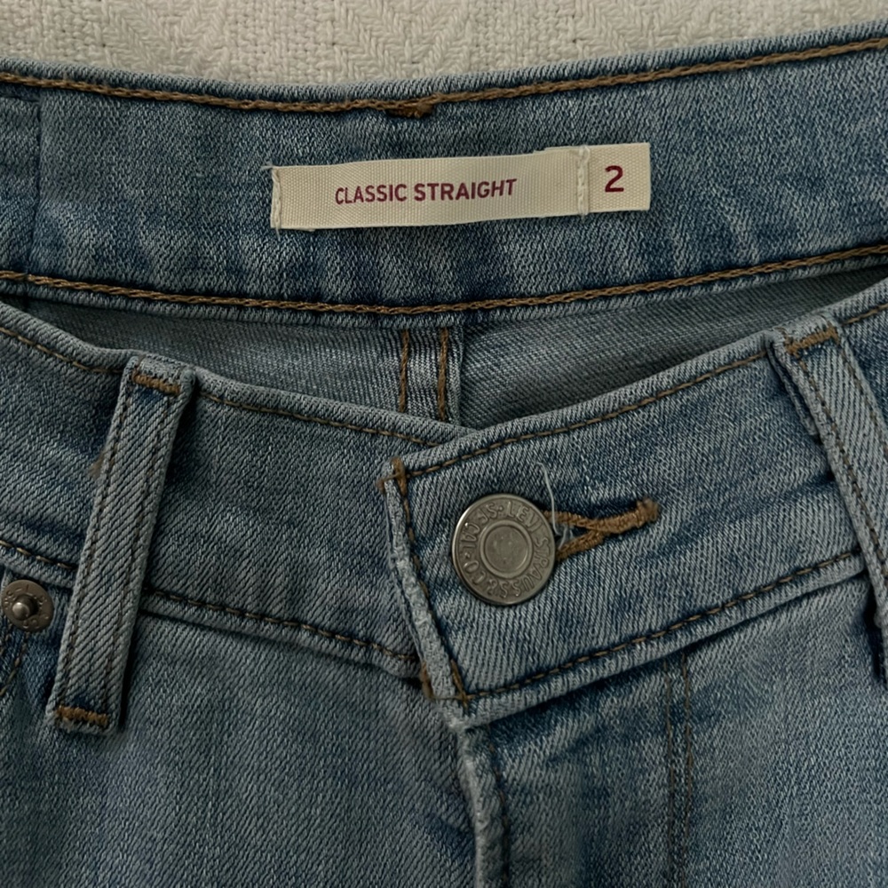 Levi’s Classic Straight Jeans - Picture 4 of 4